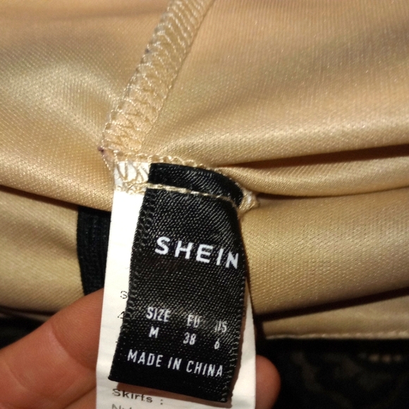 Shein, Black and White Lace Skirt, Size. 6, Medium - Picture 3 of 3